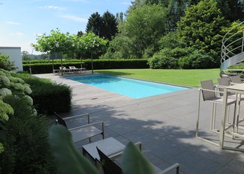 Gartentypenkonzept Designfreund mit klassischem Pool